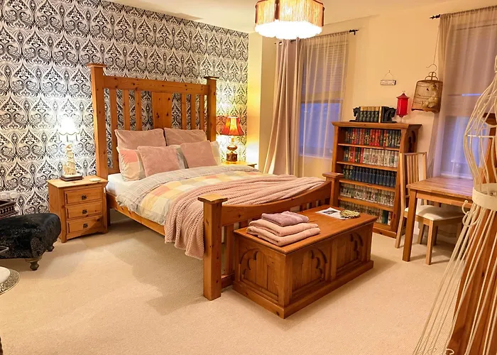 Upton Country Park Guest House
