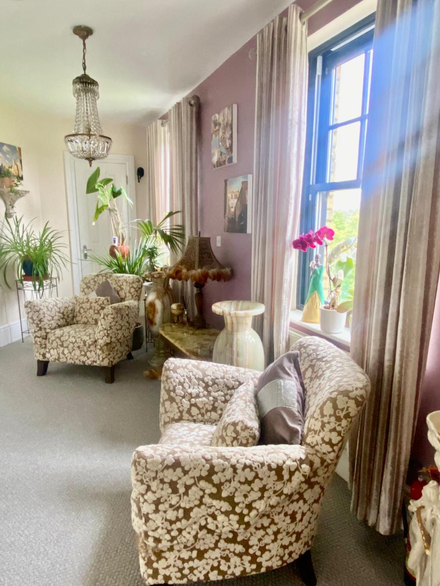 Guest house Upton Country Park 3*