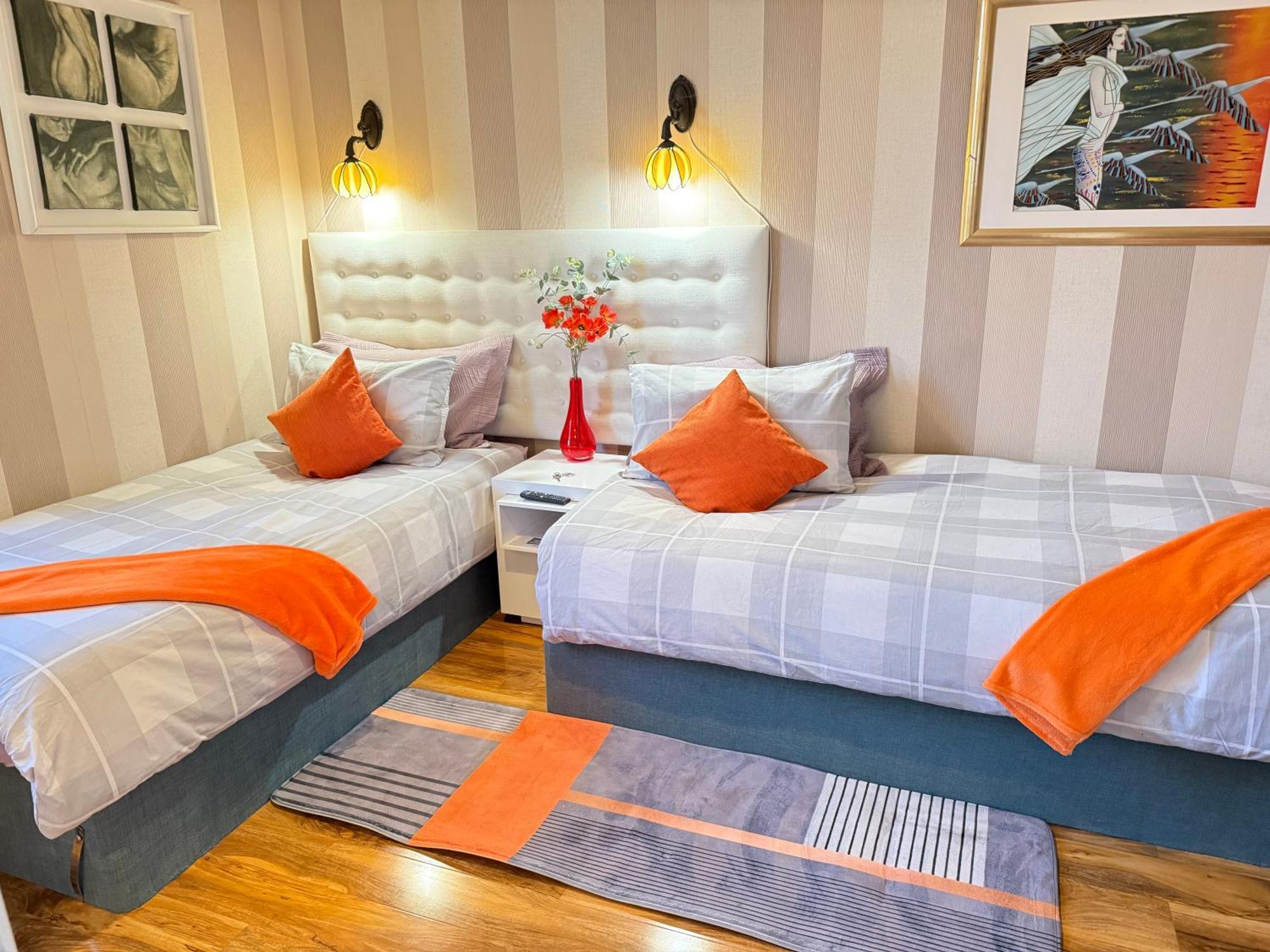 Guest house Upton Country Park Northampton