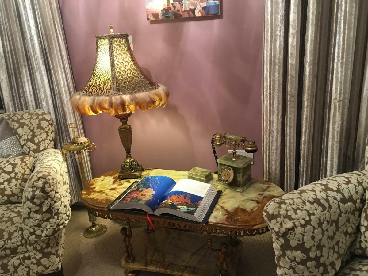 Upton Country Park 3*